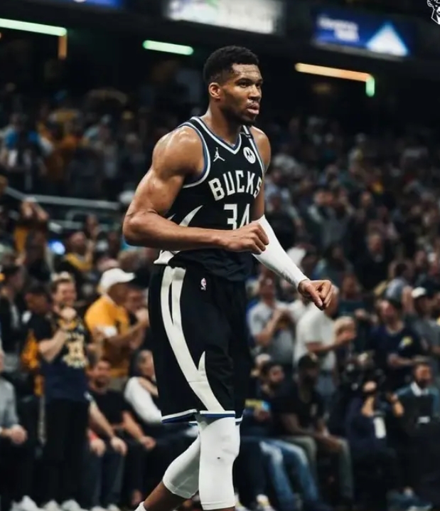 自从最近字母发表留队言论后，全网关于字母的交易言论，全都离奇消失。字母说这个话目