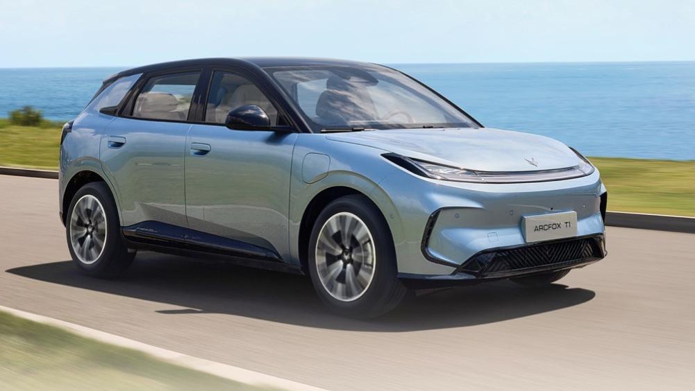 极狐汽车守护家庭每一程！极狐T1重新定义A0级出行标准