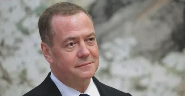 俄国与联合国针锋相对！
俄联邦安全会议副主席梅德韦杰夫指出，联合国秘书长古特雷