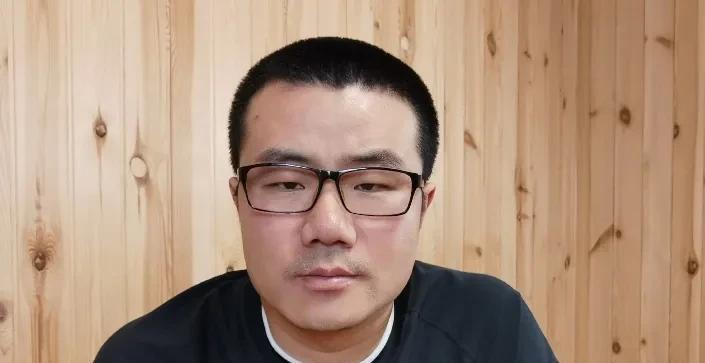G4末节，徐静雨怒喷福斯特，当真解气！句句夹枪带棒，直接把福斯特喷化了！
徐静雨
