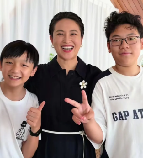 上海知名主持人朱赤丹自爆当妈的感觉非常快乐