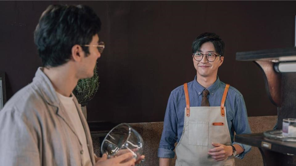 江宏杰离婚后的事业逆袭之路：从体坛到影视界的华丽转身