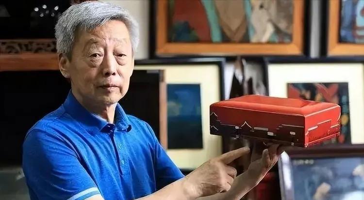 在山西平遥古城里头，有个叫耿保国的老师傅，今年差不多七十岁了。1997年那会儿，