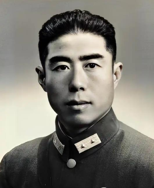 1950年，一个叫张克明的人来到四川通江，和一个村姑结婚。村姑发现这个丈夫不对劲