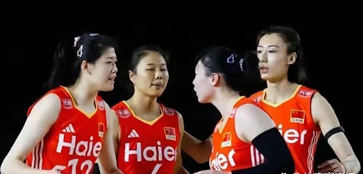 中国女排2连胜，所在小组最新积分榜
胜6局负0局，积6分，小组第一
胜6局负2局