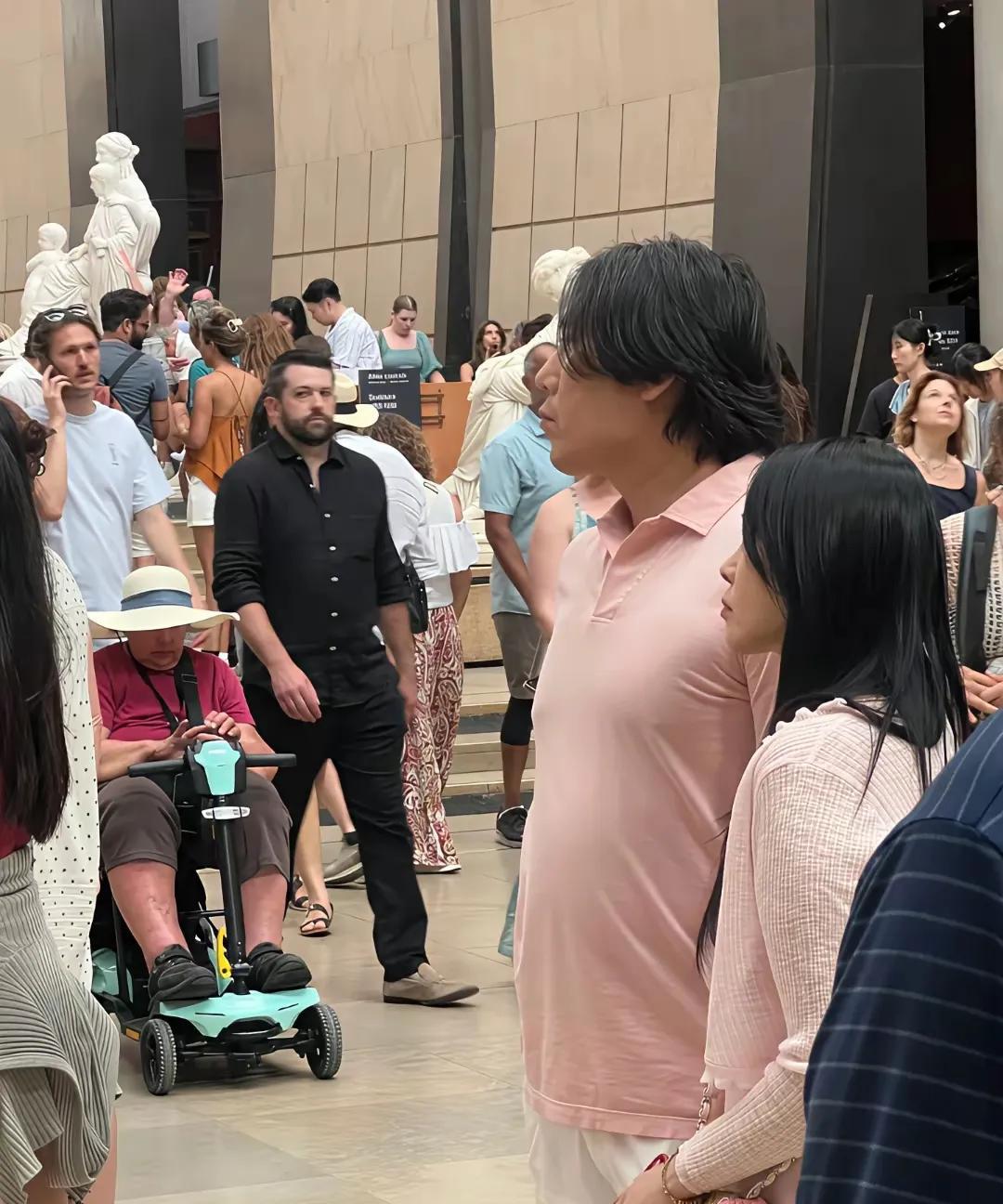娱乐圈让我佩服的人不多伊能静必须拥有名字！
这姐姐原生家庭卑微至极，硬是用才华给