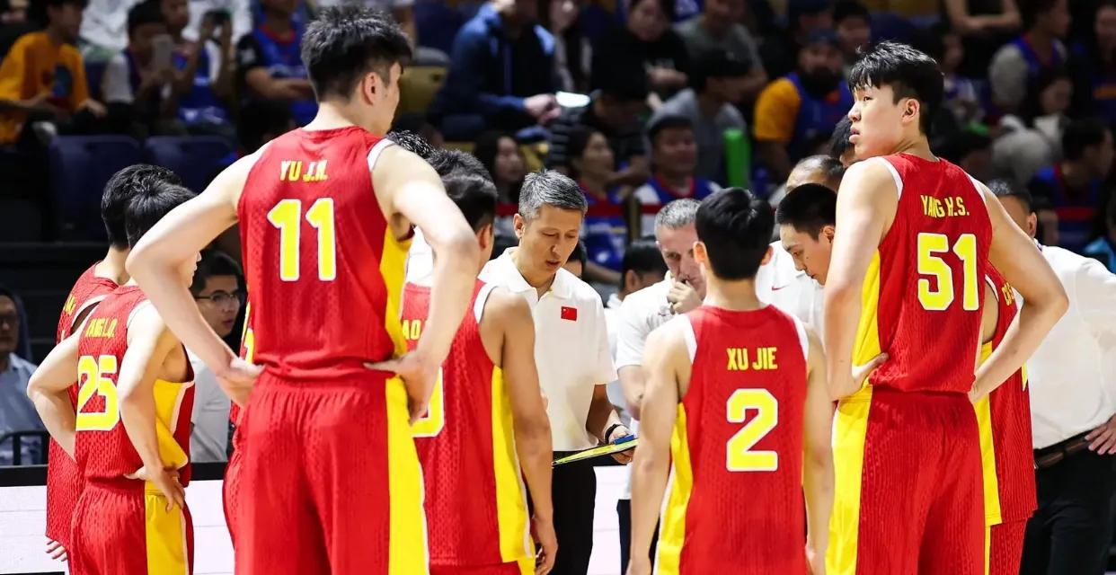 全面开花太强了，中国男篮100-56日本男篮，2个事实也是始料未及
1、中国男篮