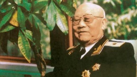 1955年大授衔，这五个人的情况最特殊，如何给他们授衔难倒罗荣桓