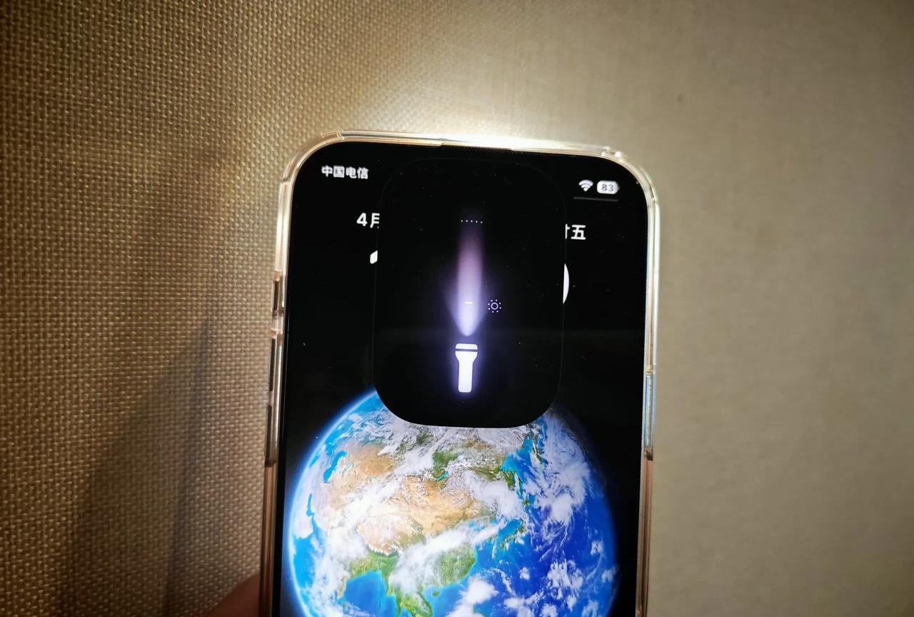很多人嘲笑苹果，说iPhone的很多功能太落后，续航太差，信号太差。其实，苹果手