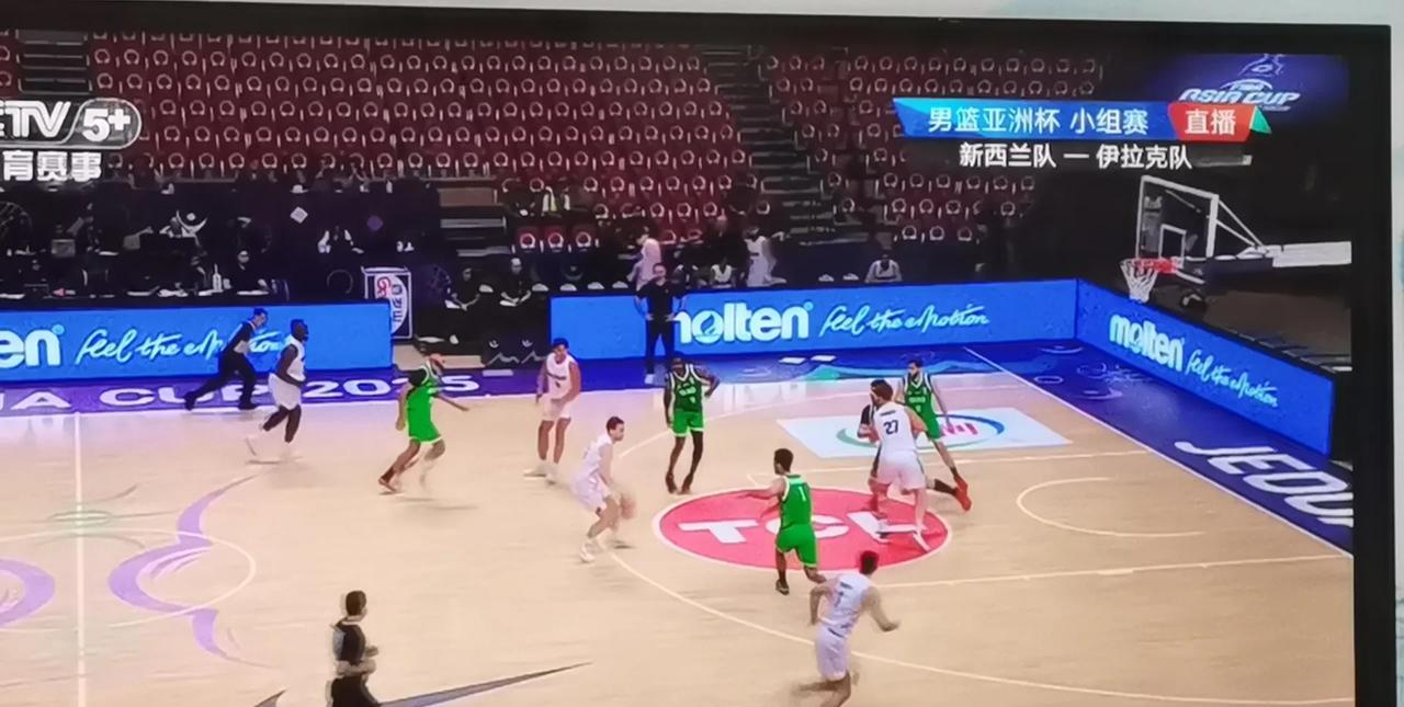 亚洲杯小组赛，中国对沙特今晚上11点在中央五套转播，沙特队主场首战选中国看来是势