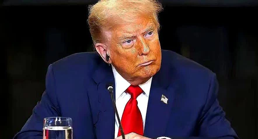 真好，老特把越南耍了，越南用事实给各国上了一课

越南率先向美国妥协，这心思