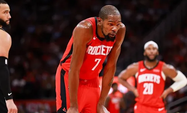 火记：别为一场糟糕失利而过度反应，球队今天人员不齐


12月07日讯 今天NB