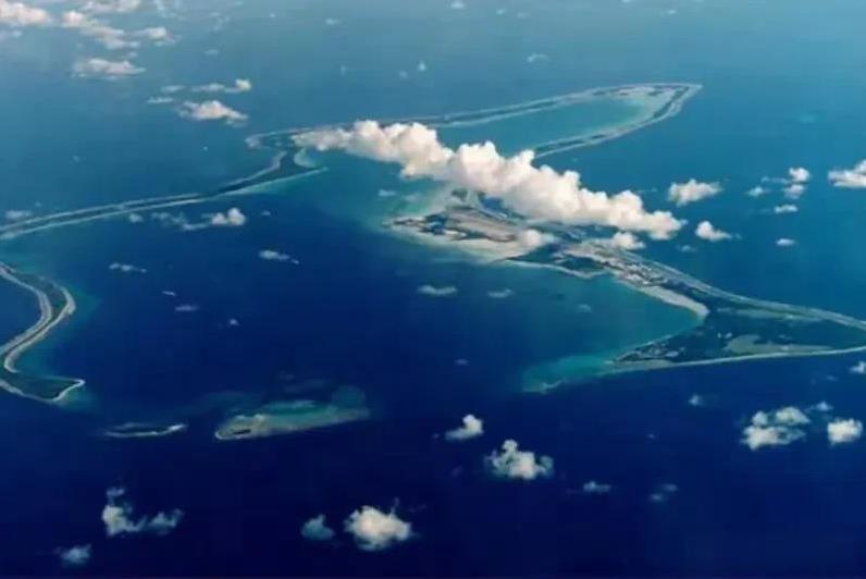 家人们！就在5月22号，英国首相斯塔默宣布，英国和毛里求斯政府签了协议，把查戈斯
