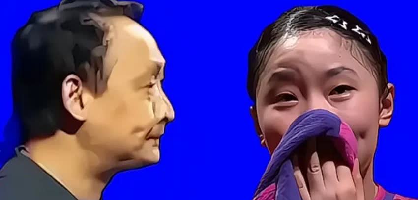 (红着眼眶跺脚)
美和:爸她实在太强了!
张本宇:丫头，爸不怨你
美和: 