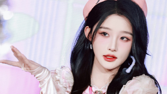 SNH48周诗雨被称万人迷，多维度解析人气密码