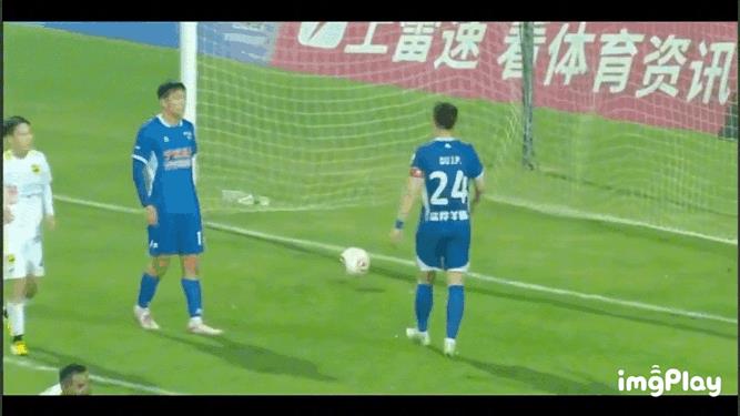 齐达内看了直呼内行！连续2个马赛回旋，31岁的中国台北后卫王建明的这记进球可以预