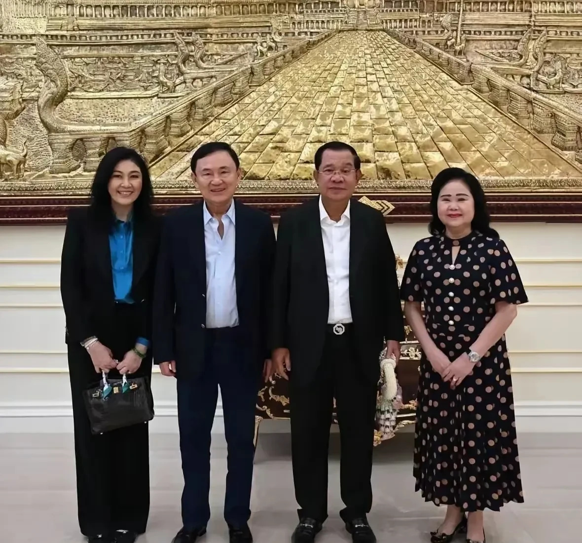 昔日盟友变仇敌，政治友谊真虚假











谁能想到，昔日亲如一家的盟