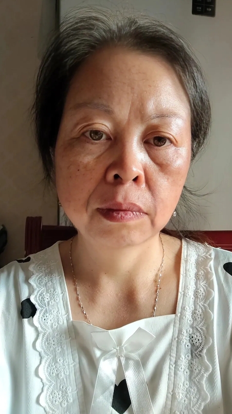 40多岁失业有多卑微，没经历过的人，根本体会不到。
我是一个中年妇女，今年43岁