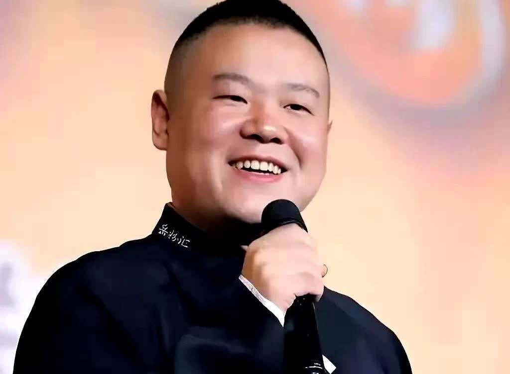 有人很是愤愤不平，说咋就火了这个货？！
除了忠厚老实，几乎没人愿意夸小岳岳一句