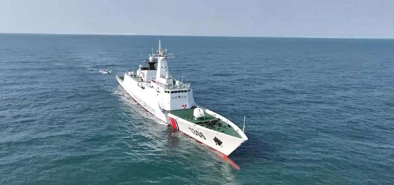 日本海保第十一管区称，中国海警4舰编队今天上午在钓鱼岛领海范围内巡航，两小时后驶
