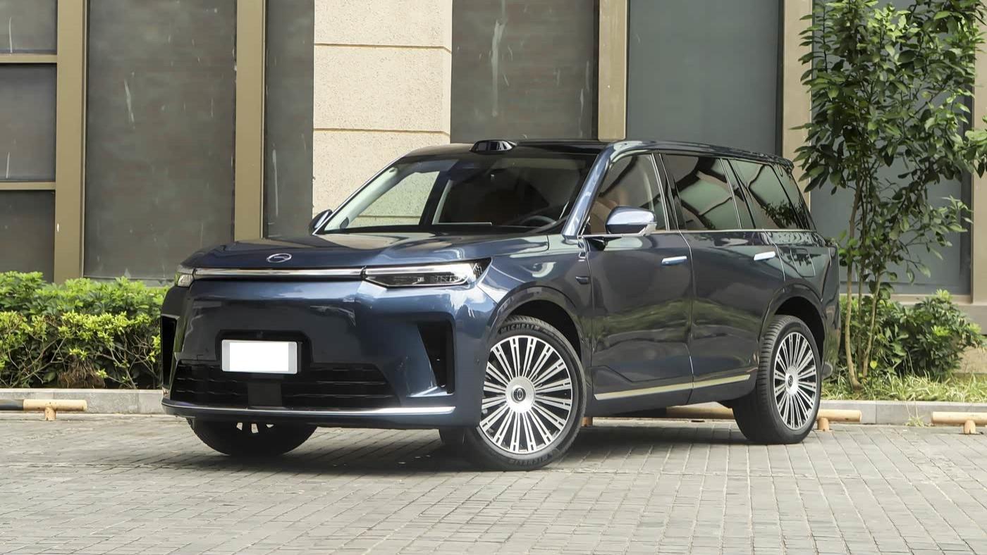 插混中大型SUV上市！车长5米配大六座，搭载激光雷达+双电机四驱