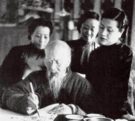 1957年，93岁高龄的齐白石闹着再婚，朋友给他介绍了一个44岁的女人，他勃然大