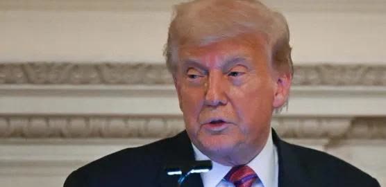 想反悔不认账？法国称冯德莱恩“私签协议”，惋惜不早点反击美国。西方的政客的言论，