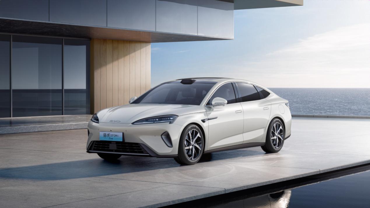 五大维度满配进阶，2026款海豹07DM-i将于9月15日正式上市