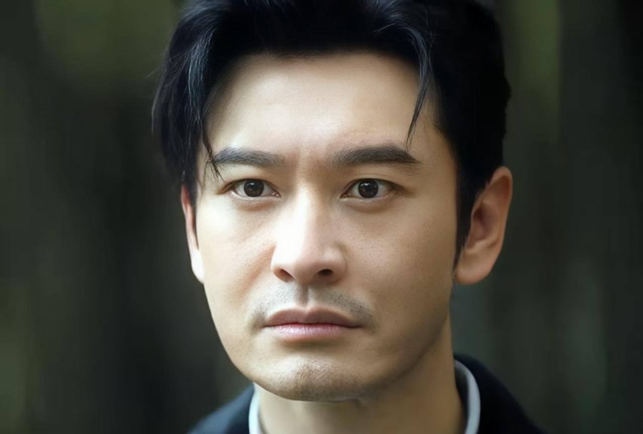 《潜渊》：押送江飞曼去南京，梁朔露出这么多破绽居然啥事都没有，简直离谱到家了！