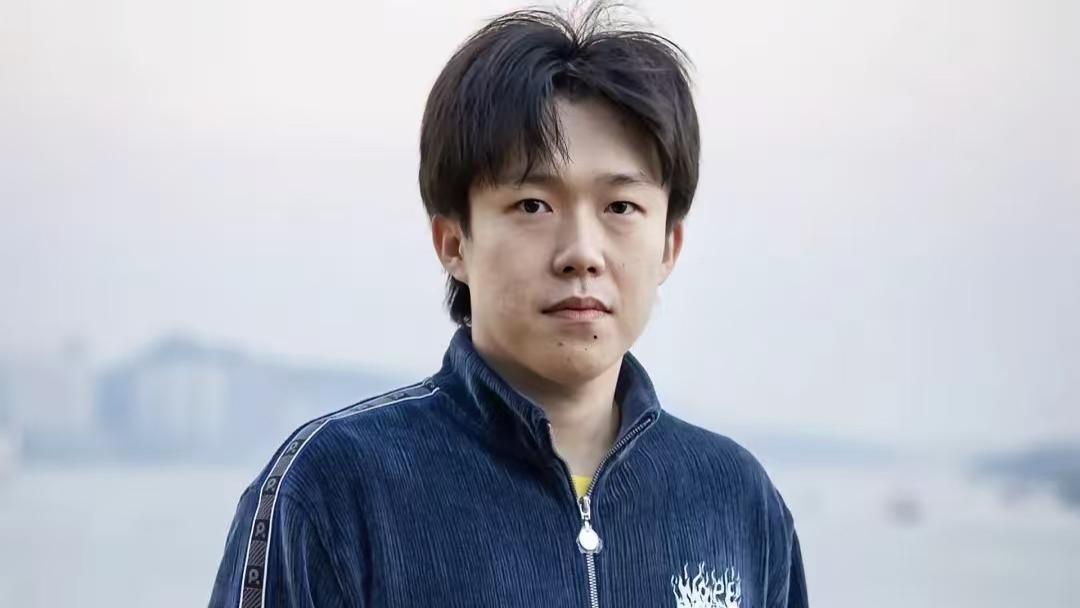 孙颖莎受伤后，王楚钦显得特别有担当