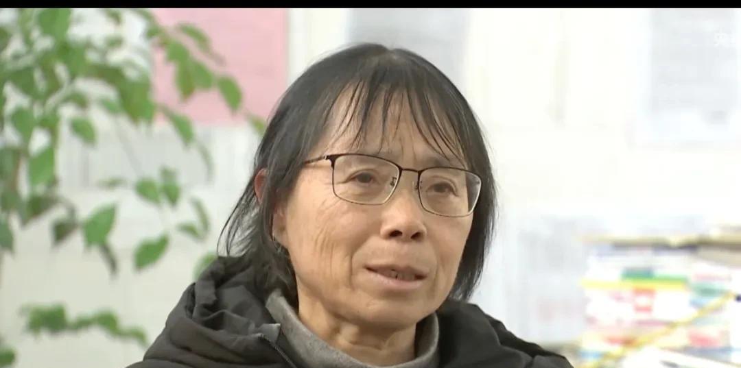#为什么张桂梅被称为先生#
首先，称谓先生是对人最大的尊重，尤其是女性。印象中，