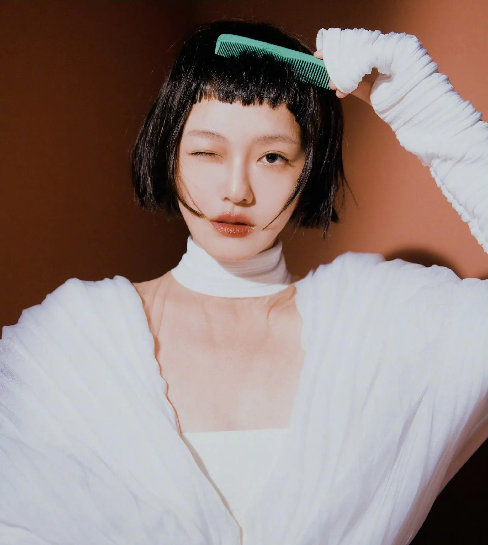 大S婚后工作及网暴争议











大S的婚姻生活简直比电视剧还精彩！