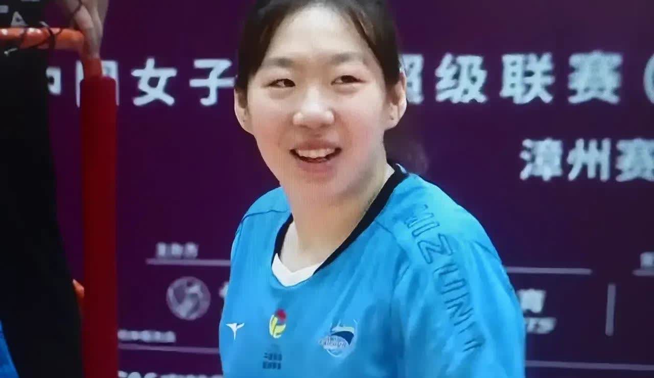 随笔。
   中国u21女排，以3：1战胜克罗地亚队。
二传朱航霆替补出场，