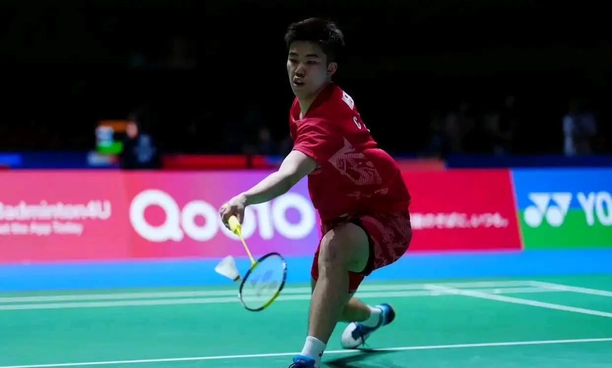 国羽又出新星啦！18岁的刘洋名宇被称为“新林丹”，最近状态那叫一个火热。在202