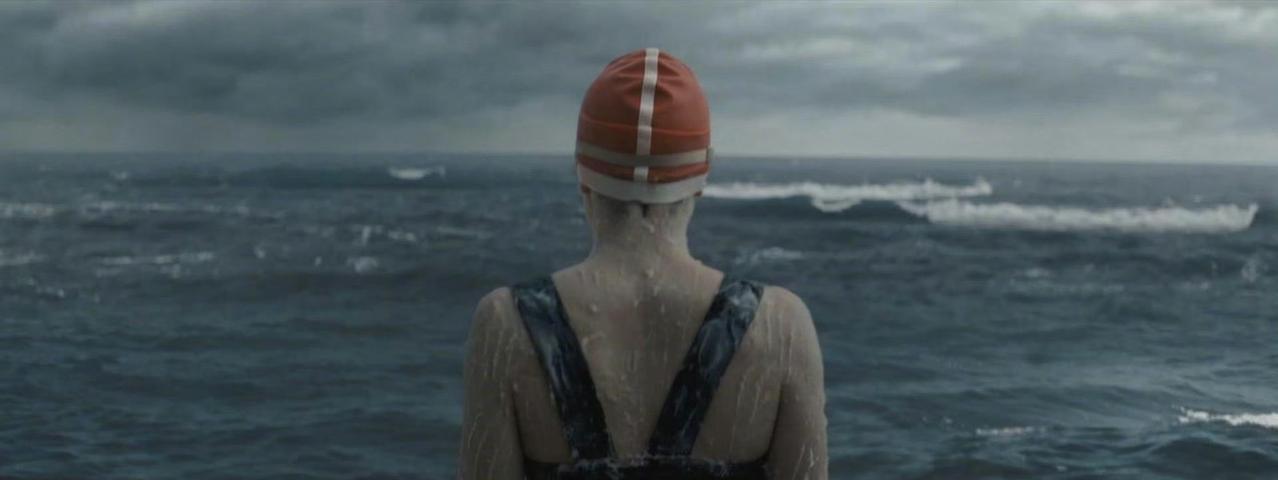 《泳者之心》放在待看清单中一直忘了看，今晚终于看完了，所谓好饭不怕晚，很好的电影