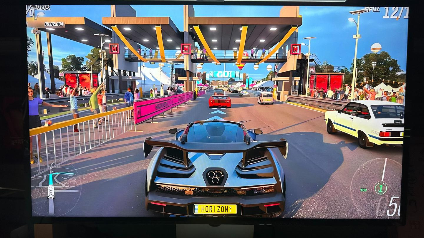 跨年礼物选它不踩雷！小众宝藏5K显示器，颜值性能双在线