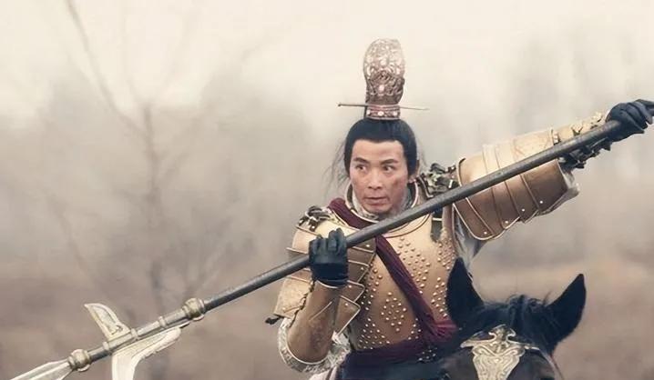 历史上挺可惜的将军，我觉得薛仁贵算一个。大伙儿对他的印象多是猛将，不像那种运筹帷