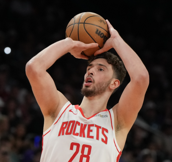 申京那么菜，最后一节和加时赛得了17分，加上助攻

火箭在今天和掘金的比赛中一共