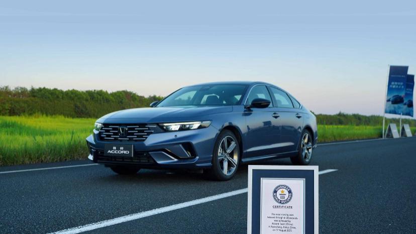 销量杀疯了！雅阁连续月销2万+，燃油B级车的真香定律又应验了？