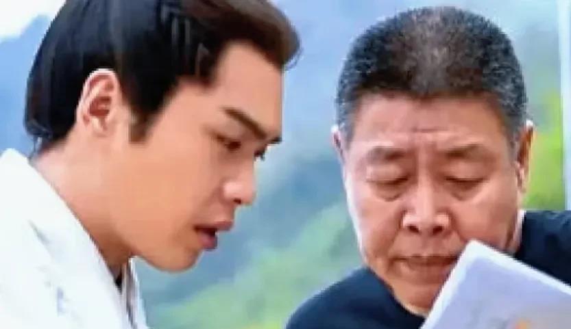 张若昀父亲张健因3.5亿债务被恢复执行，再次成为公众焦点。
张若昀的父亲张健因一