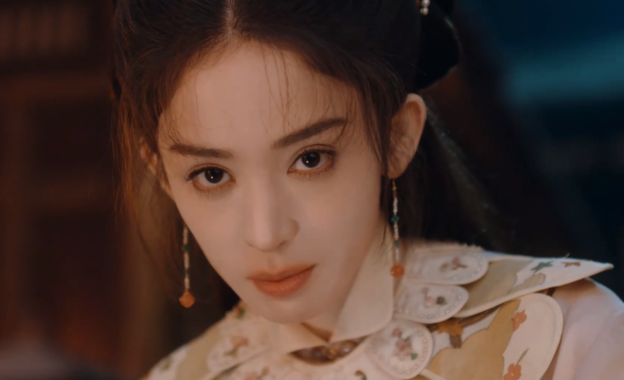 古力娜扎新剧《玉茗茶骨》开播了！演技也进步太多了吧？以前被网友诟病的眼神问题，在