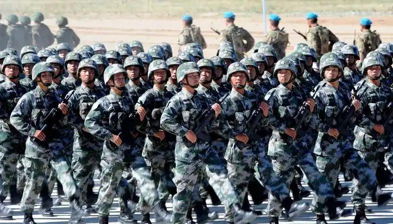 现在很多西方国家包括美国，估计都在思考一个问题：中国人民解放军到底能打多强，战斗