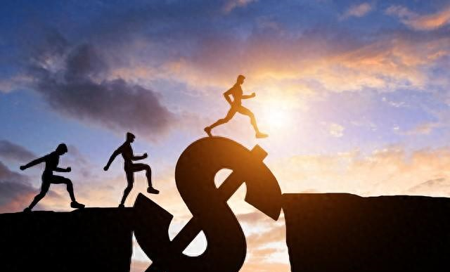 《被讨厌的勇气》开篇便提出：“世界极其简单，人人都可以获得幸福。”这句话看似简单