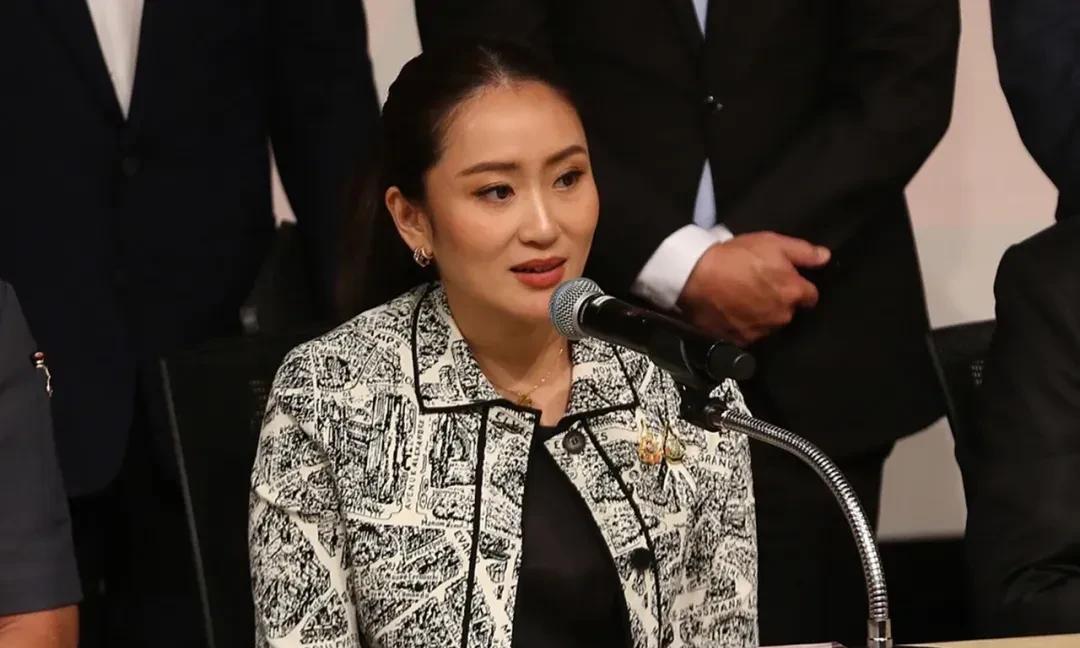 洪森这事确实做的很不地道
佩通坦还是太年轻
防人之心不可无
邬思道说：“天子无私