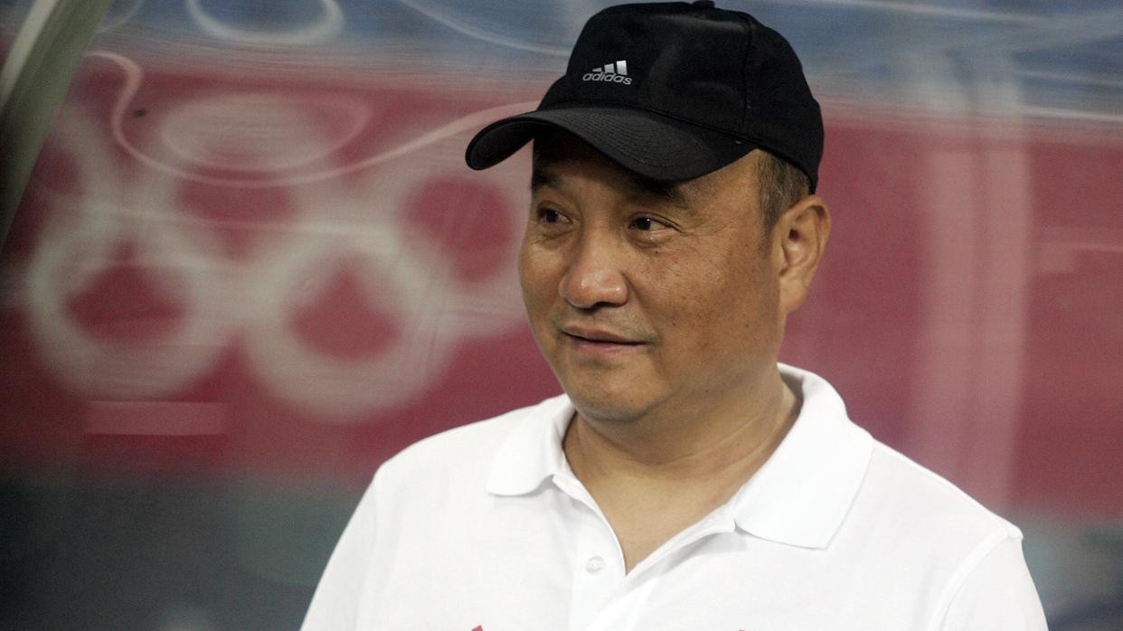 68岁殷铁生执教山东女足，率队征战女超联赛和全运会赛事