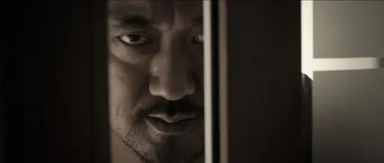   《杀人者》不敢再看第二遍的片子，大半夜自己一个人看这个要被吓死。这是一个男人