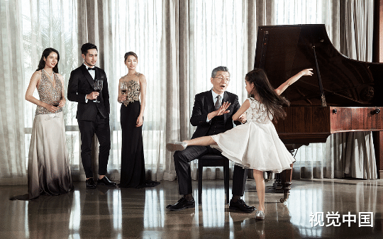 王小峰对我说：给我生个崽