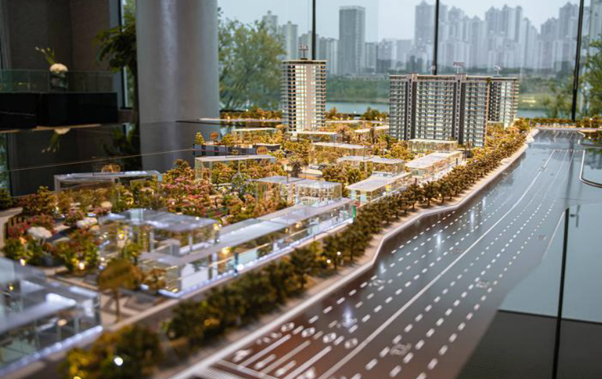 🏠【买房租房避坑指南】这些户型请绕行！
1️⃣ 穿堂煞——门对窗，人财光
2️