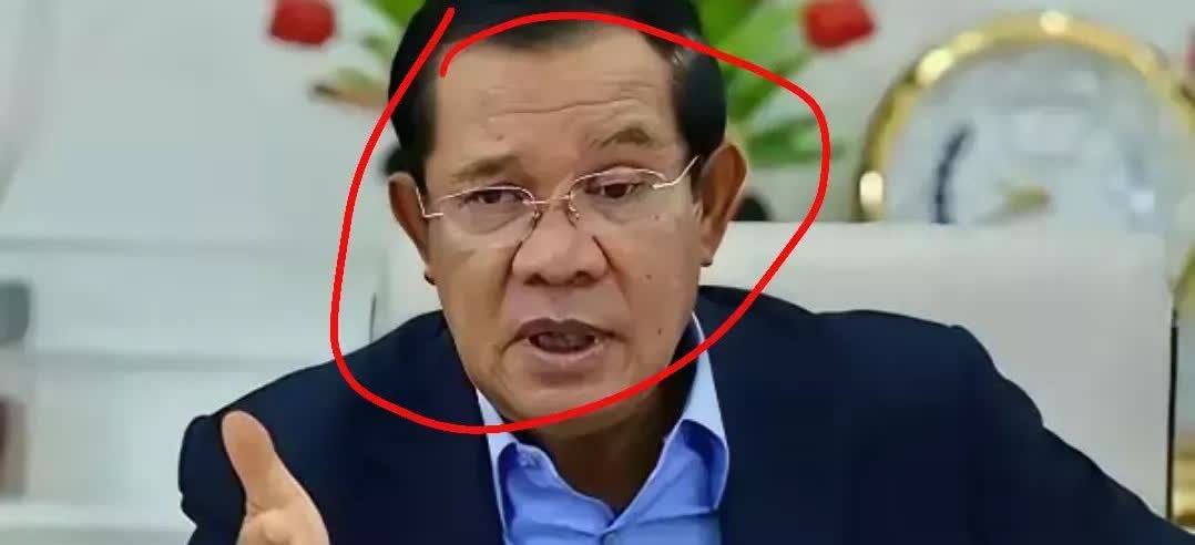 泰柬达成停火协议后，洪森老儿连发两条推文，谢了一圈后只字未提中国。
洪森又在玩