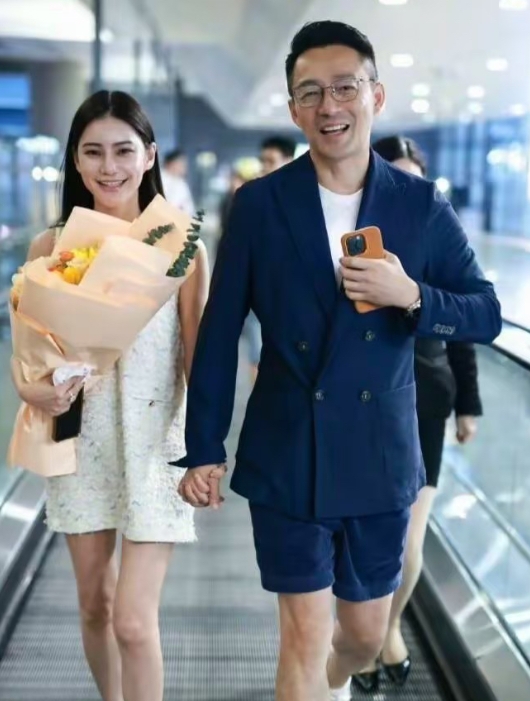太好了，
终于确定了，
汪小菲和马筱梅周六的婚礼已经确定，两个孩子会参加。

之